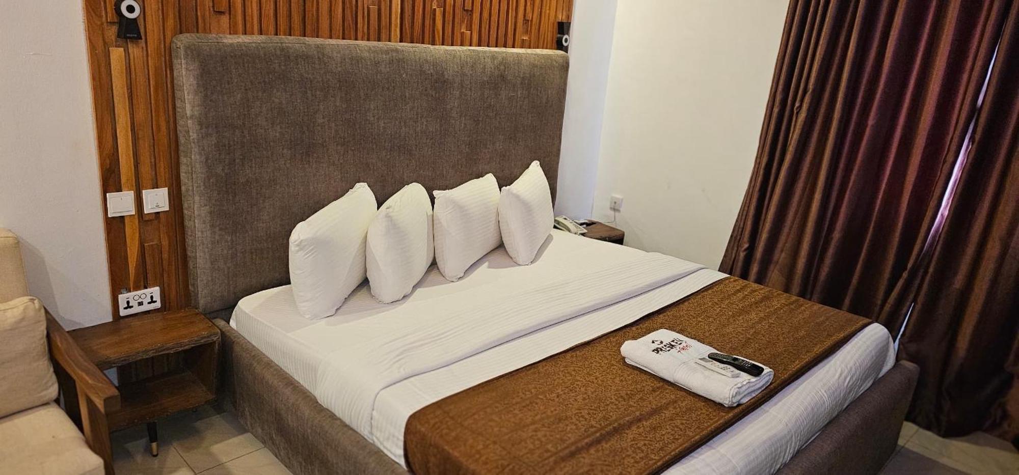 Presken Hotels Ikoyi Lagos Exterior photo